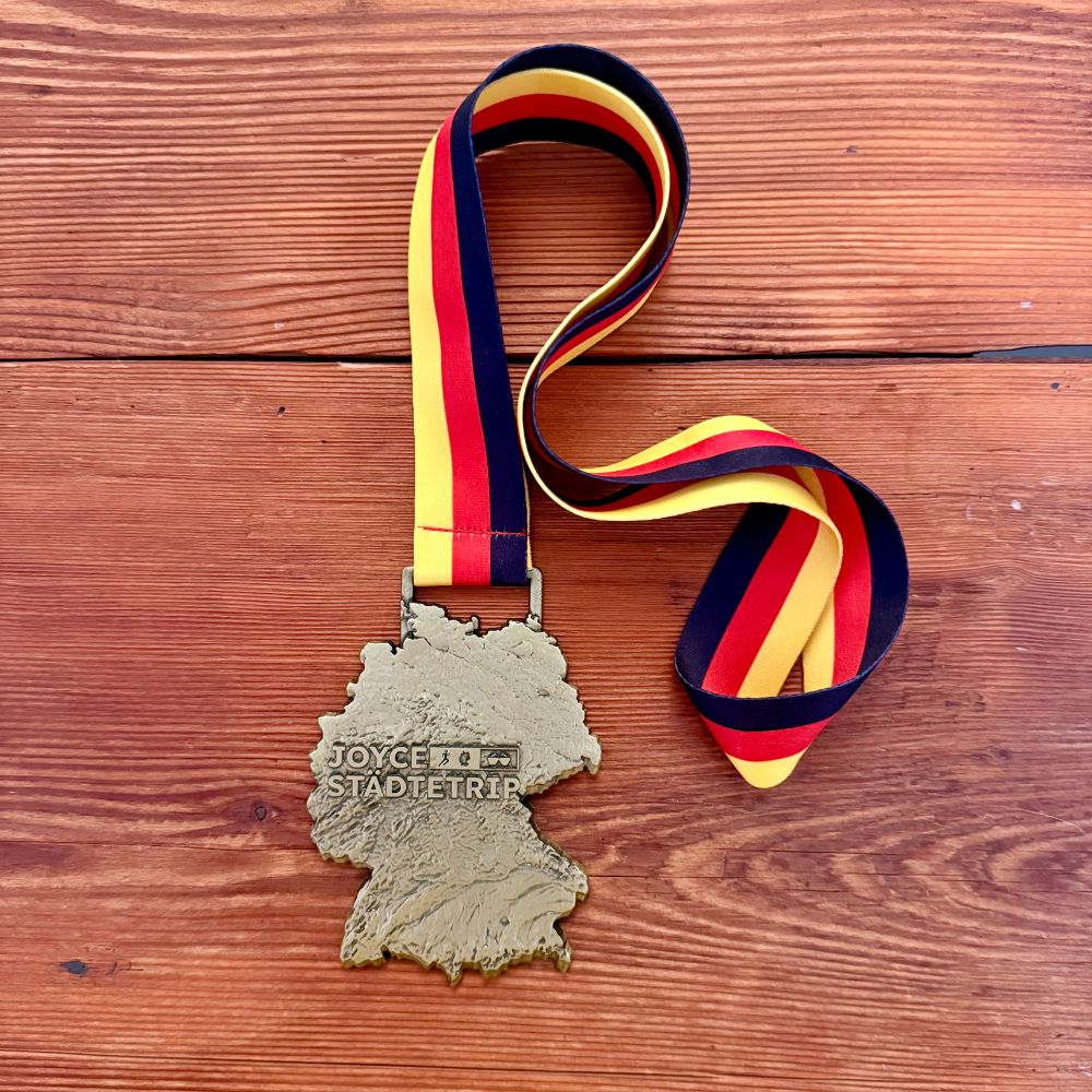 Joyce Medaille Vorderansicht
